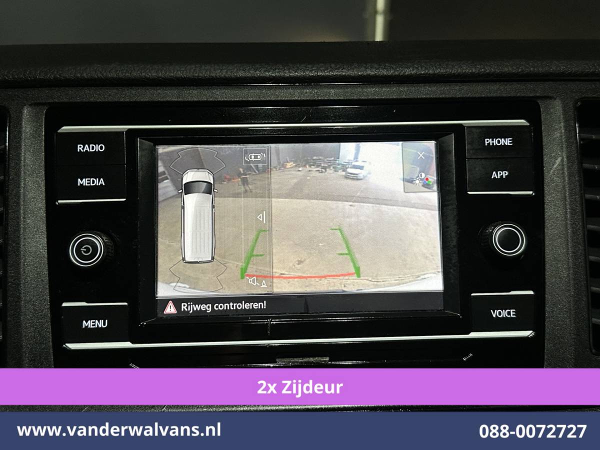 Volkswagen Crafter Volkswagen Crafter 2.0 TDI 141pk L4H3 L3H2 Euro6 Airco | 2x zijdeur | Camera | Apple Carplay | Android Auto Parkeersensoren, 3000kg trekvermogen, Bijrijdersbank