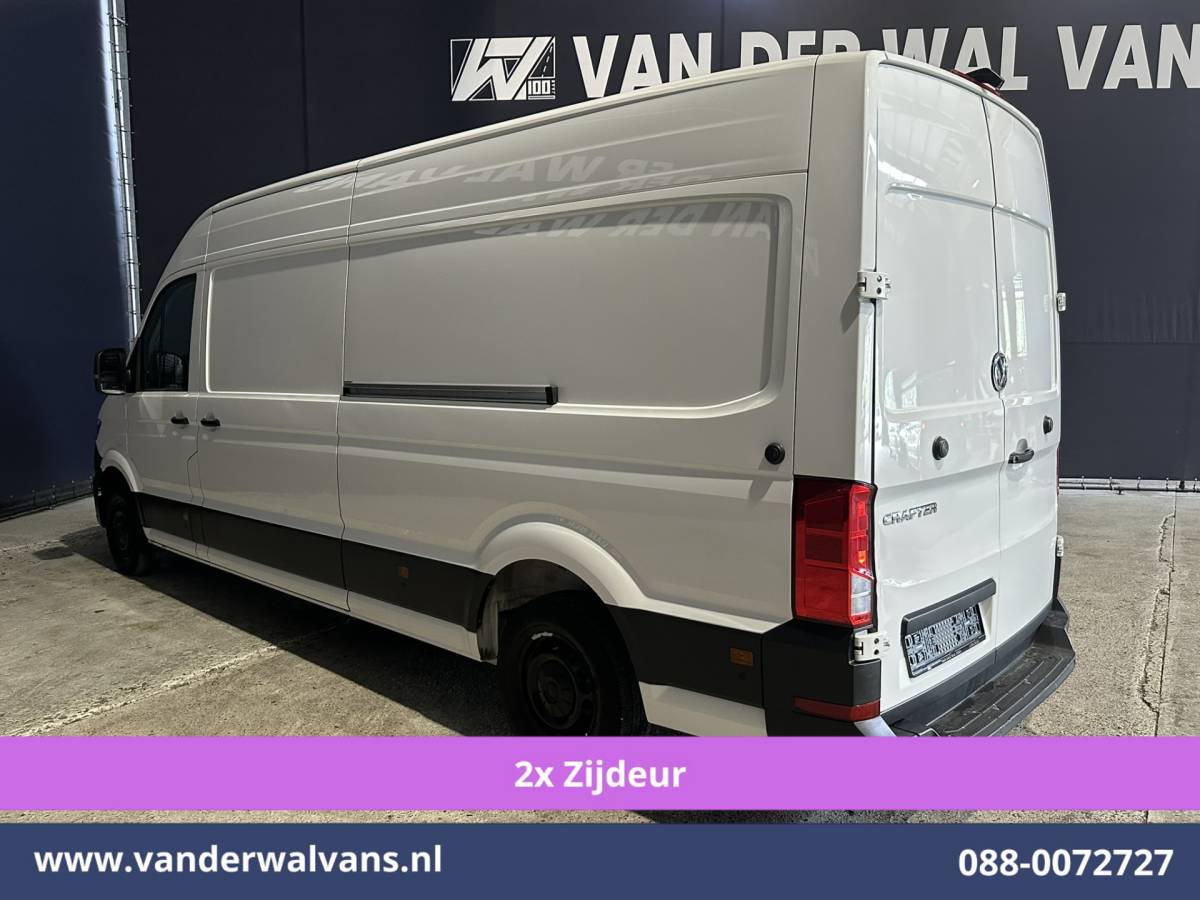 Volkswagen Crafter Volkswagen Crafter 2.0 TDI 141pk L4H3 L3H2 Euro6 Airco | 2x zijdeur | Camera | Apple Carplay | Android Auto Parkeersensoren, 3000kg trekvermogen, Bijrijdersbank