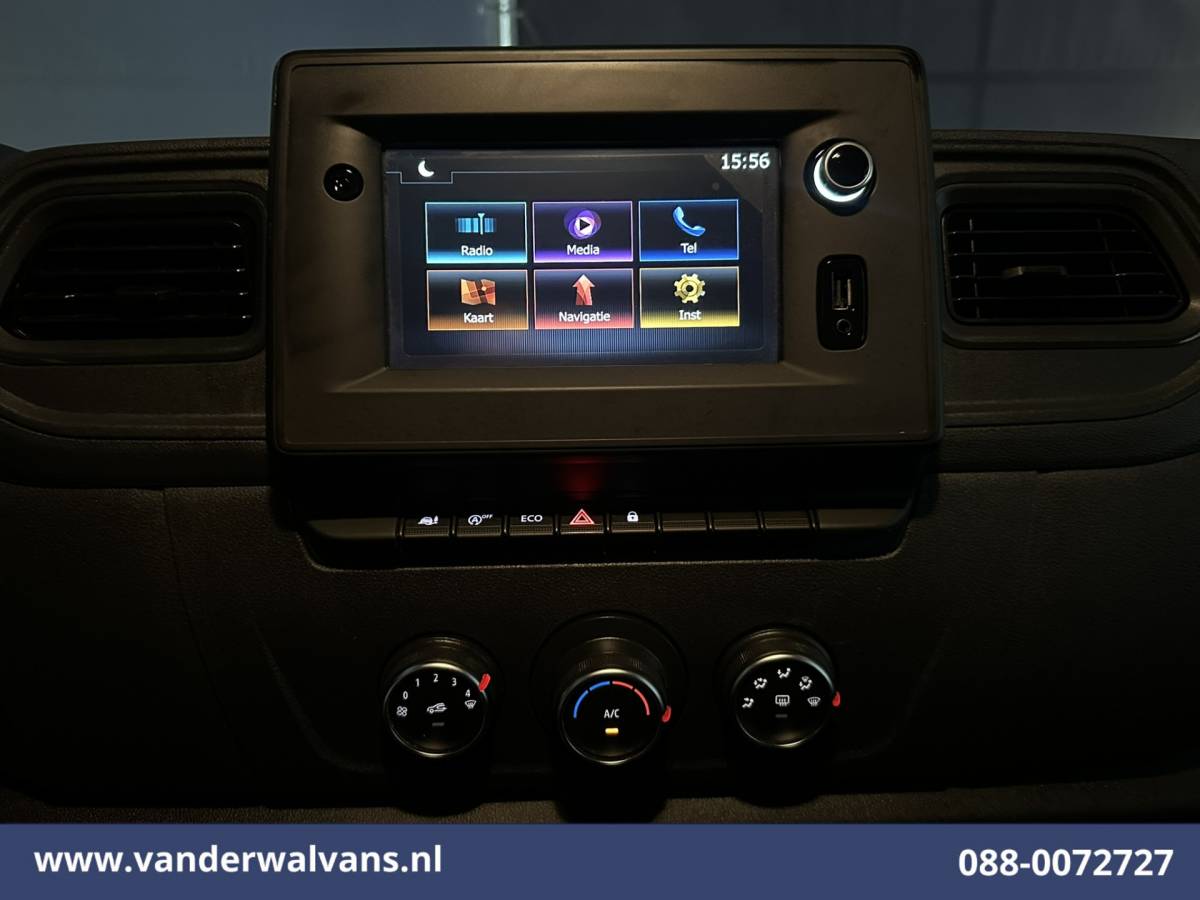 Renault Master Renault Master 2.3 dCi 146pk Bakwagen 222cm Hoog Laadklep Euro6 Airco | Camera | LED | Navigatie | Cruisecontrol Bijrijdersbank