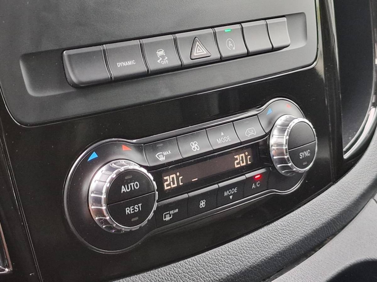 Mercedes-Benz Vito Mercedes Vito Bestel 114 CDI Lang DC|Clima|Cruise|2x-schuifdeur|Camera|Alpine-audio|20-inch|DAB+