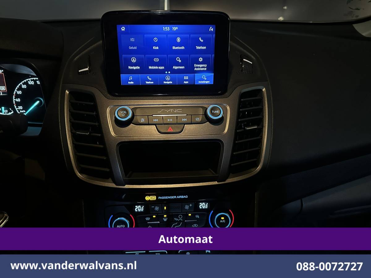 Ford Transit Connect Ford Transit Connect 1.5 EcoBlue 120pk Automaat L2H1 Inrichting Euro6 Airco | Camera | Navigatie | LM Velgen Cruisecontrol, Android Auto, Stoelverwarming, Verwarmde voorruit, Parkeersensoren