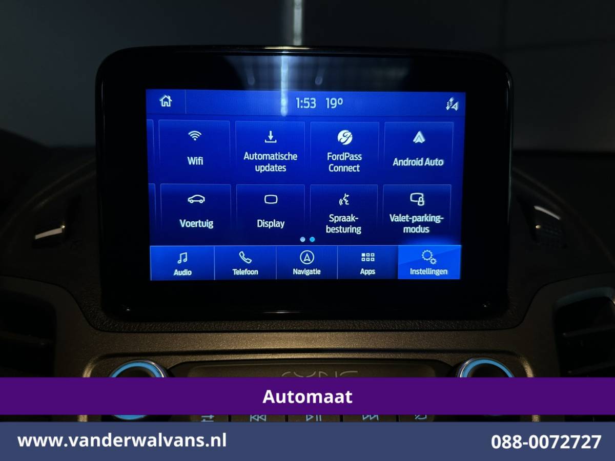 Ford Transit Connect Ford Transit Connect 1.5 EcoBlue 120pk Automaat L2H1 Inrichting Euro6 Airco | Camera | Navigatie | LM Velgen Cruisecontrol, Android Auto, Stoelverwarming, Verwarmde voorruit, Parkeersensoren
