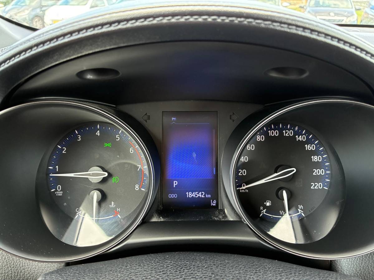 Toyota C-HR Toyota C-HR 1.2 Dynamic | Navi + Camera + Clima + Cruise Nu €12.975,-!!!