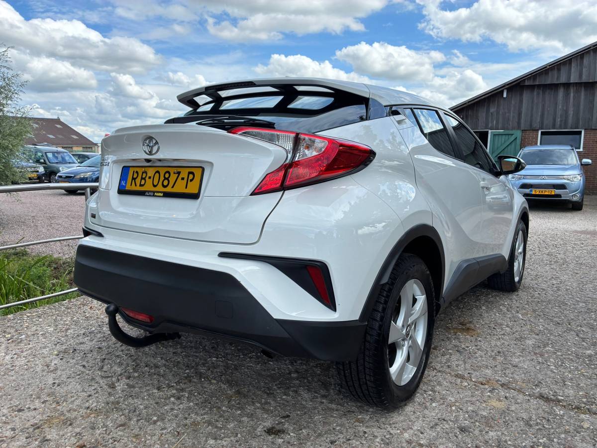 Toyota C-HR Toyota C-HR 1.2 Dynamic | Navi + Camera + Clima + Cruise Nu €12.975,-!!!