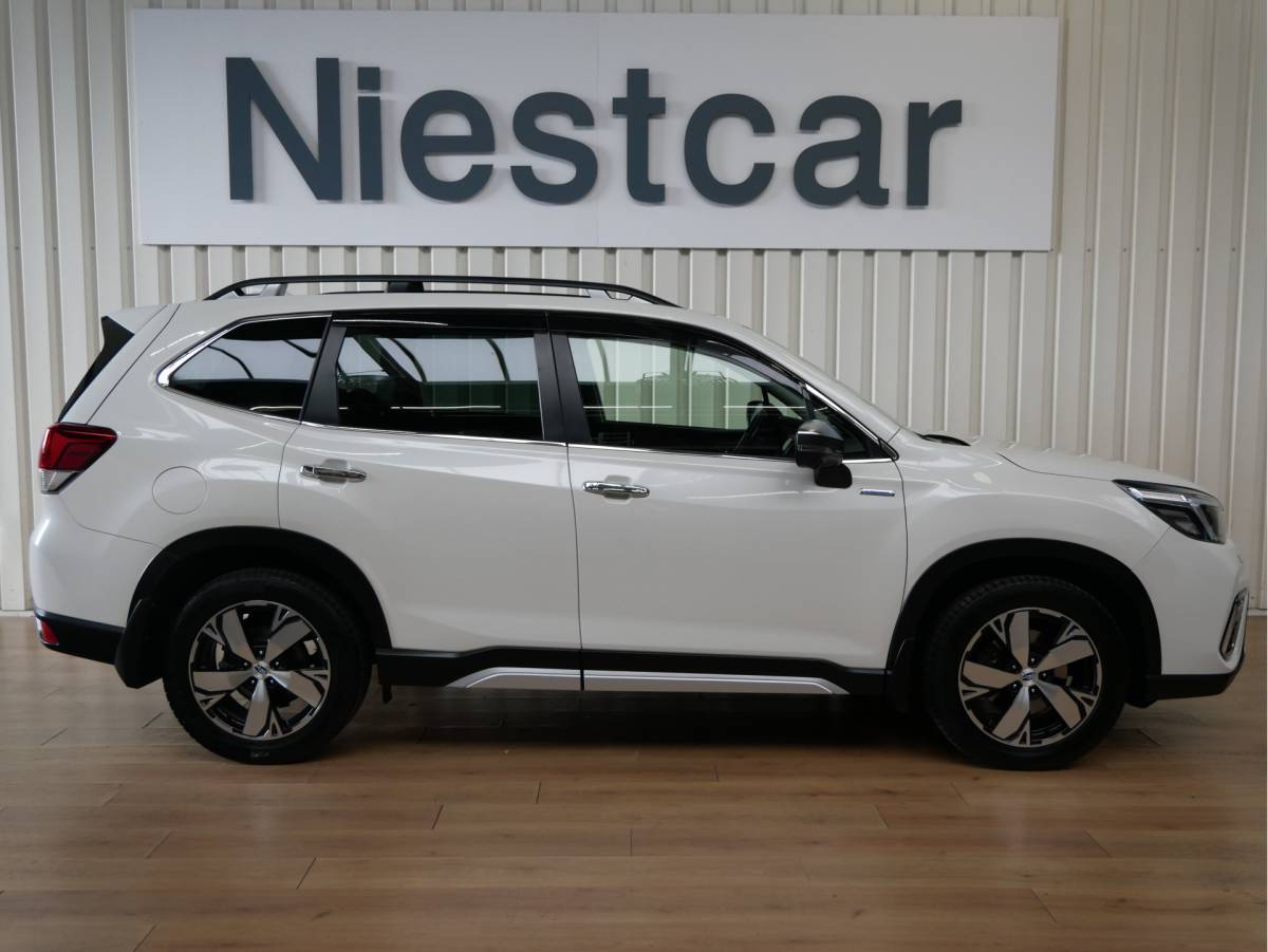 Subaru Forester Subaru Forester 2.0i e-BOXER First Edition