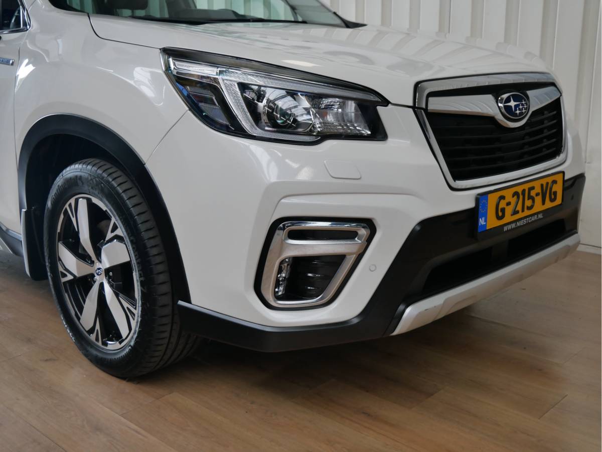 Subaru Forester Subaru Forester 2.0i e-BOXER First Edition