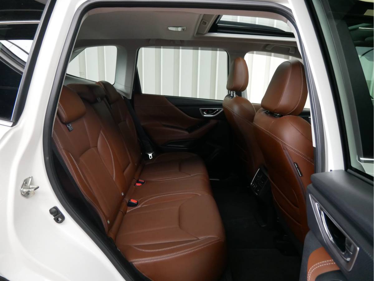 Subaru Forester Subaru Forester 2.0i e-BOXER First Edition