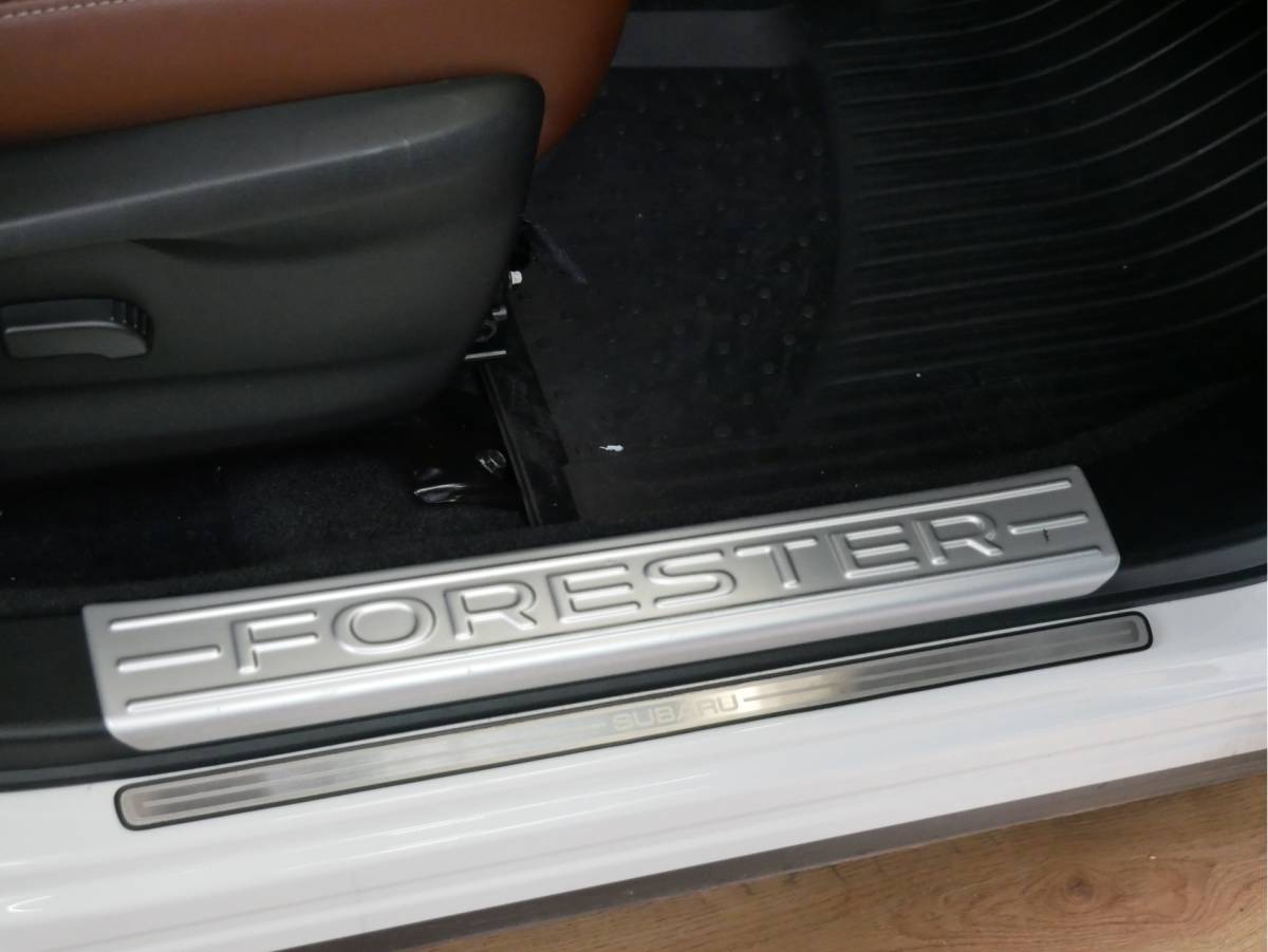 Subaru Forester Subaru Forester 2.0i e-BOXER First Edition
