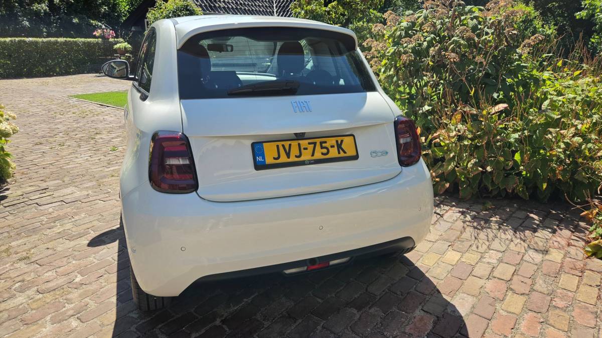 Fiat 500e Fiat 500e 3+1 La Prima 42 kWh | 2024 | 950km | JBL | Camera