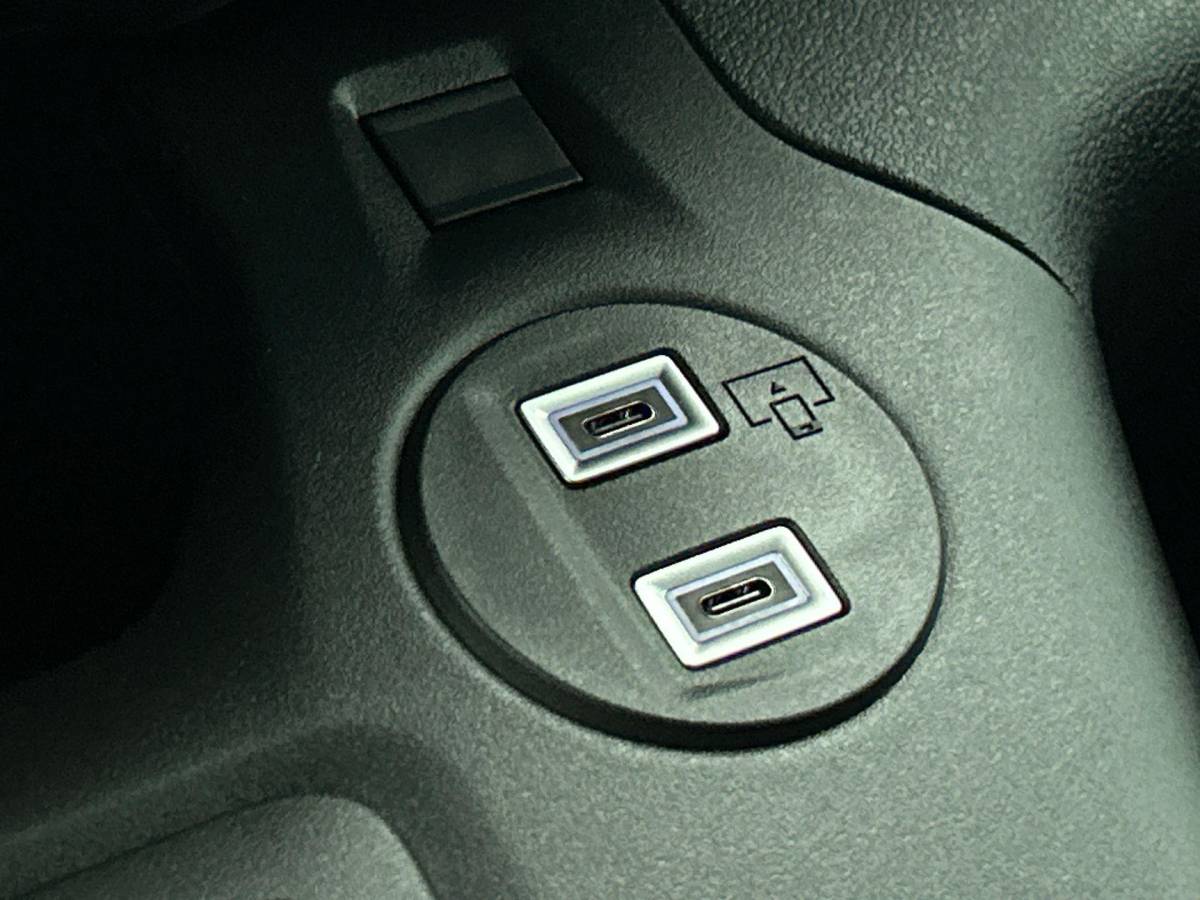 Opel Combo Opel Combo 1.5 BlueHDi 130 S&S L2 Automaat Apple Carplay / Android Auto Navigatie Trekhaak Airco Camera Cruise Control Parkeersensoren V+A DAB