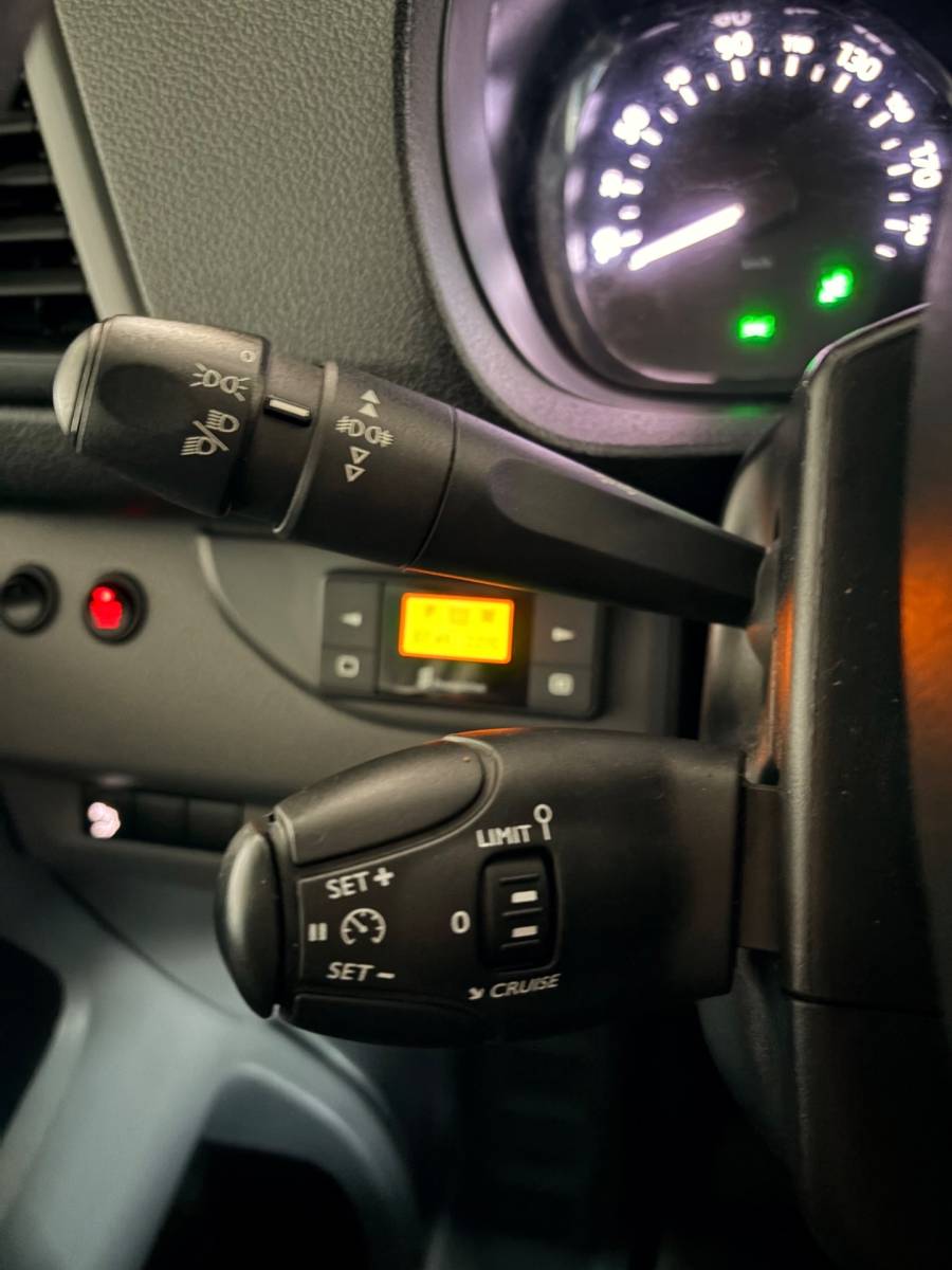 Citroën Jumpy Citroen Jumpy Servicewagen 1.6 BlueHDI 95pk euro6 L2H1 V230 omvormer BOTT inrichting Standkachel Trekhaak 2000KG, RIJKLAARPRIJS!