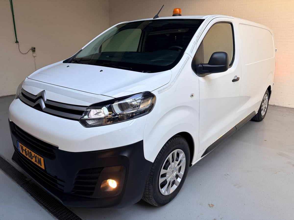 Citroën Jumpy Citroen Jumpy Servicewagen 1.6 BlueHDI 95pk euro6 L2H1 V230 omvormer BOTT inrichting Standkachel Trekhaak 2000KG, RIJKLAARPRIJS!