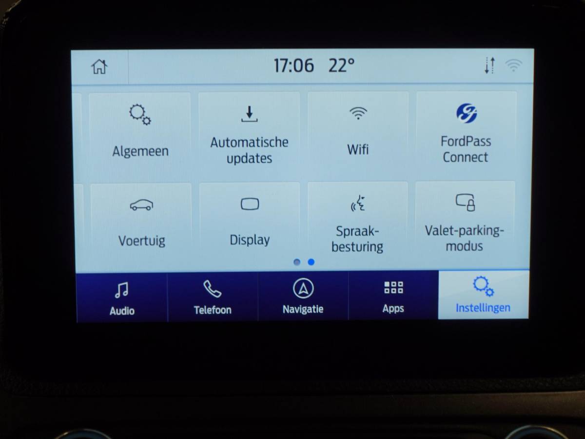 Ford Transit Connect Ford Transit Connect 100pk L2 Trend Automaat Trekhaak Airco Navigatie Cruise control
