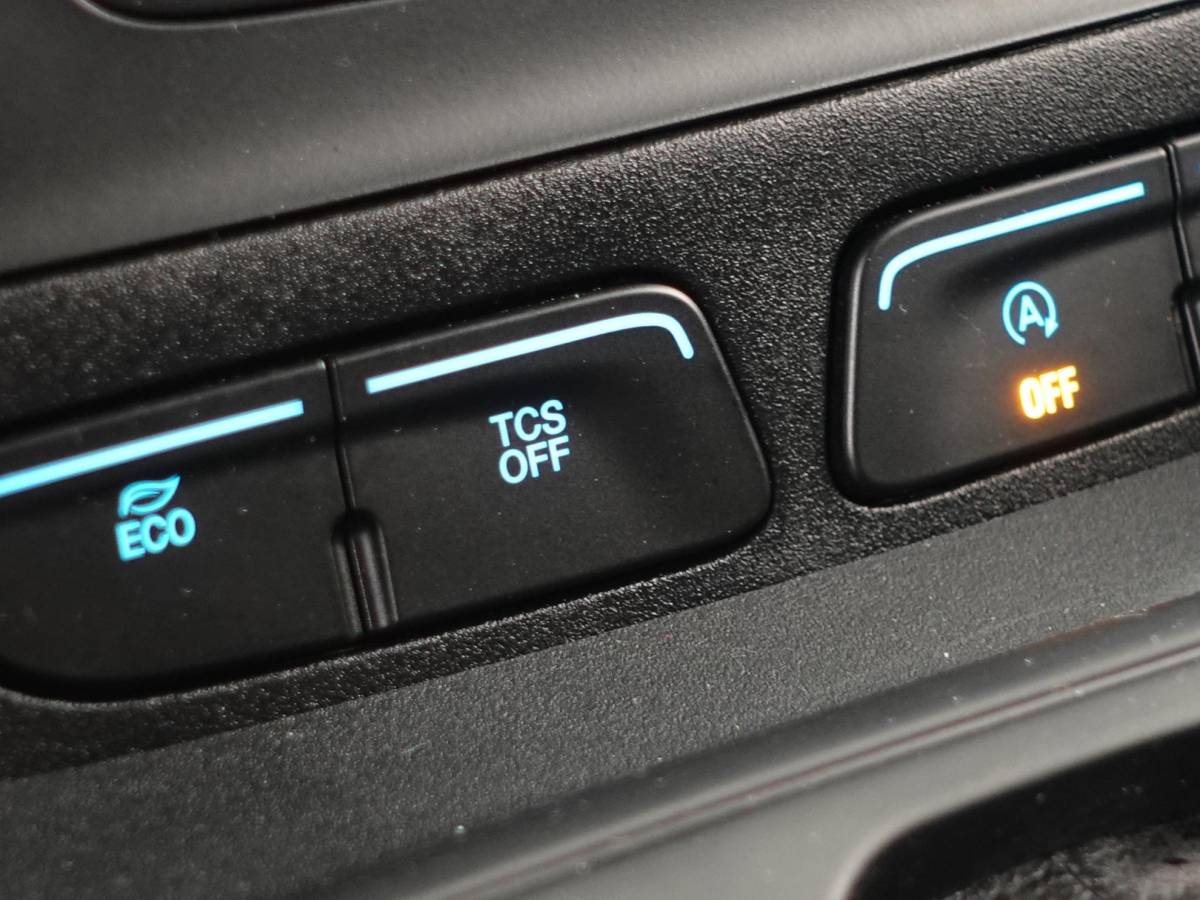 Ford Transit Connect Ford Transit Connect 100pk L2 Trend Automaat Trekhaak Airco Navigatie Cruise control