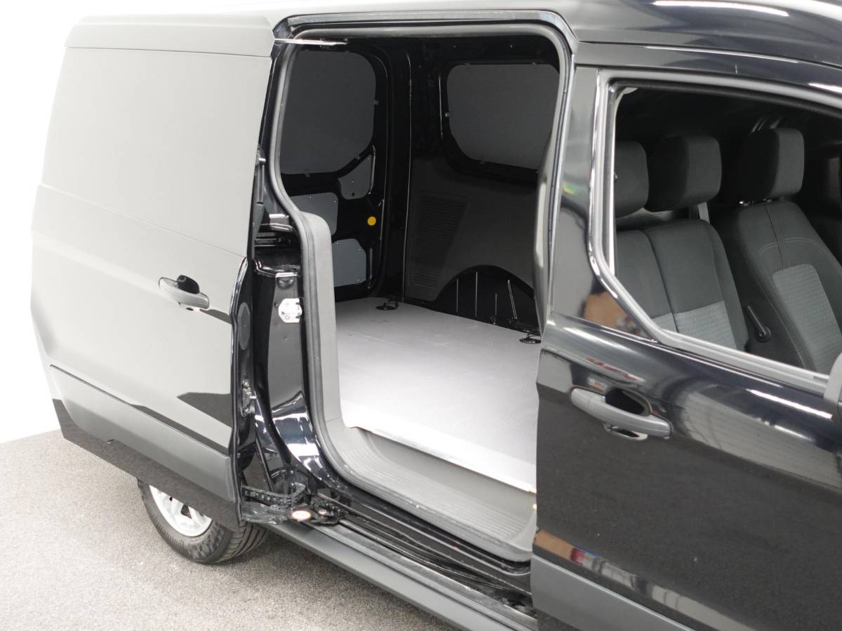 Ford Transit Connect Ford Transit Connect 100pk L2 Trend Automaat Trekhaak Airco Navigatie Cruise control