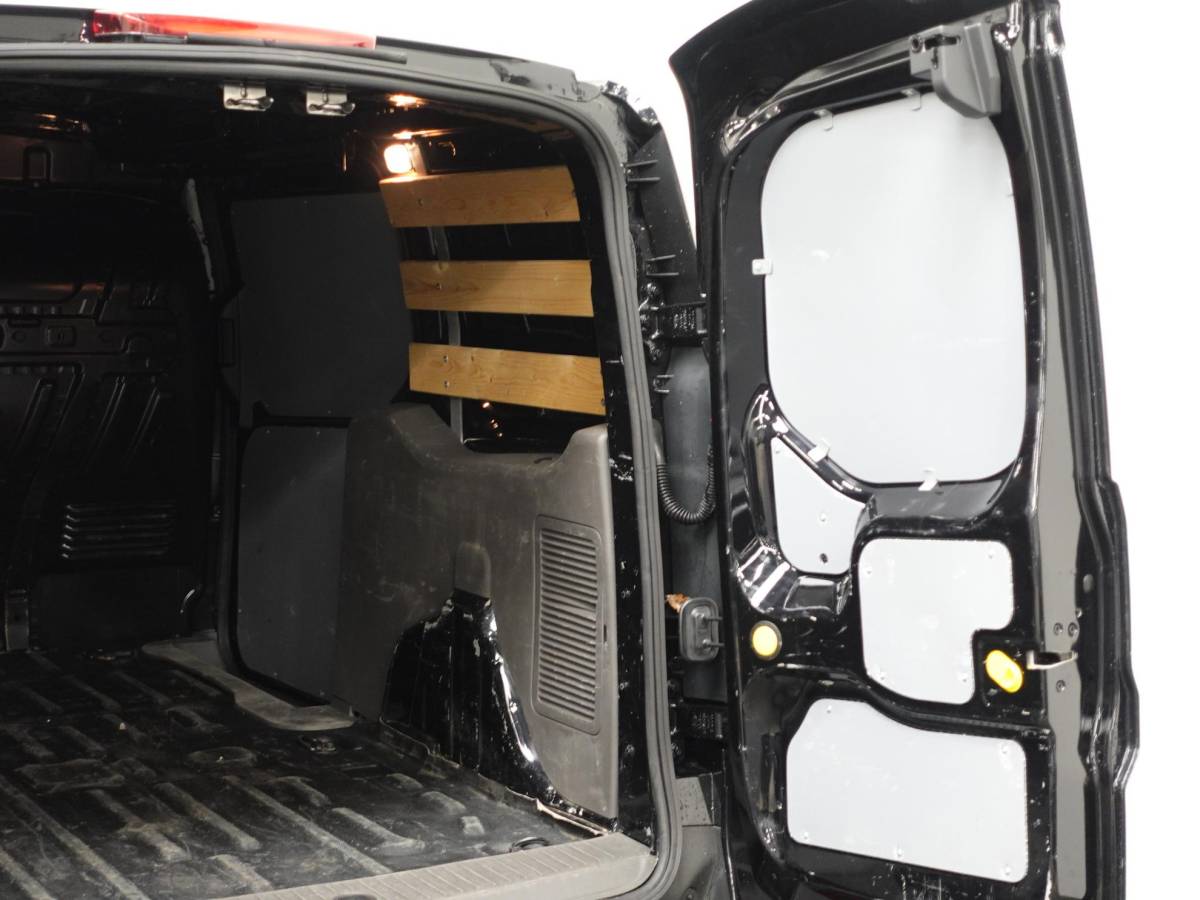 Ford Transit Connect Ford Transit Connect 1.5 EcoBlue L2 Trend Navigatie Airco Camera Bluetooth Carplay 3Zits Trekaak Parkeersensoren