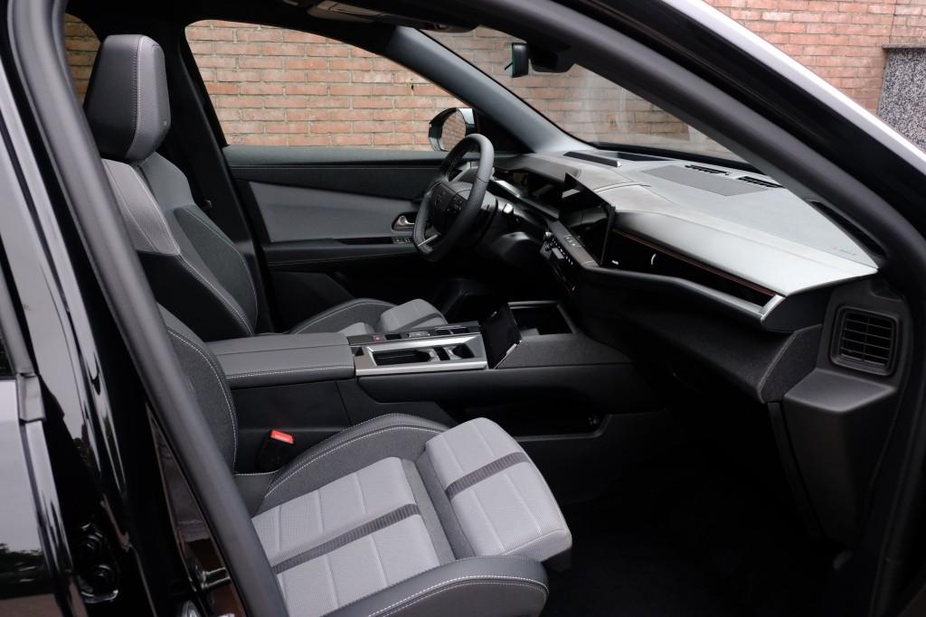 Opel Grandland Opel Grandland 1.2 Turbo Hybrid 145pk eDCT6 GS | Private Lease vanaf € 659,- p.m.