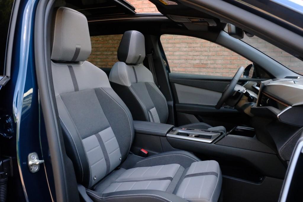 Opel Grandland Opel Grandland 1.2 Turbo Hybrid 145pk eDCT6 GS | Private Lease vanaf € 659,- p.m.