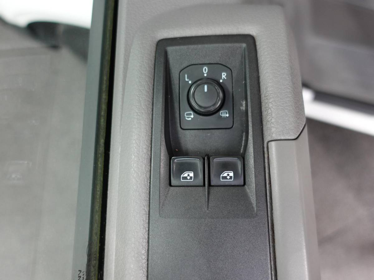 Volkswagen Crafter Volkswagen Crafter 177pk Automaat L3H3 / L2H2 Airco Cruise control Navigatie Camera Apple Carplay Sidebars