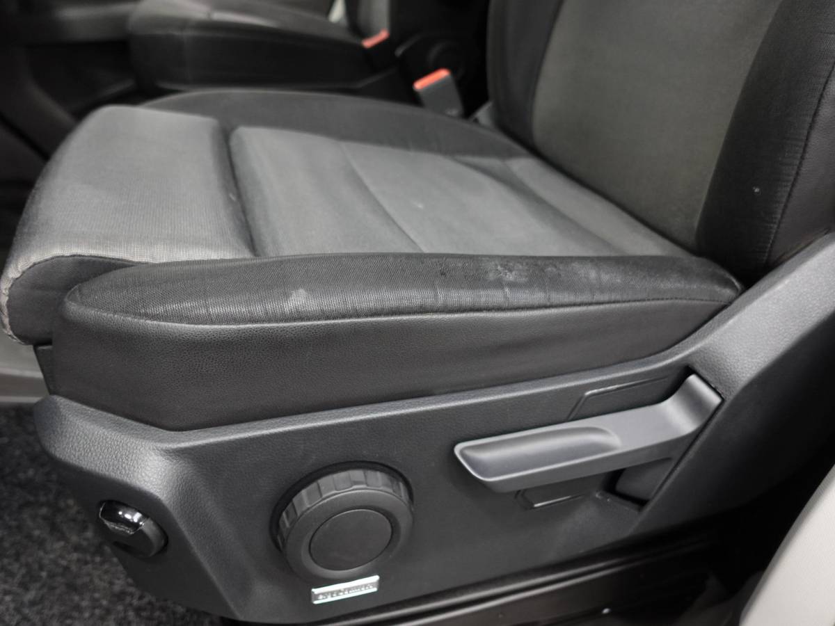 Volkswagen Crafter Volkswagen Crafter 177pk Automaat L3H3 / L2H2 Airco Cruise control Navigatie Camera Apple Carplay Sidebars