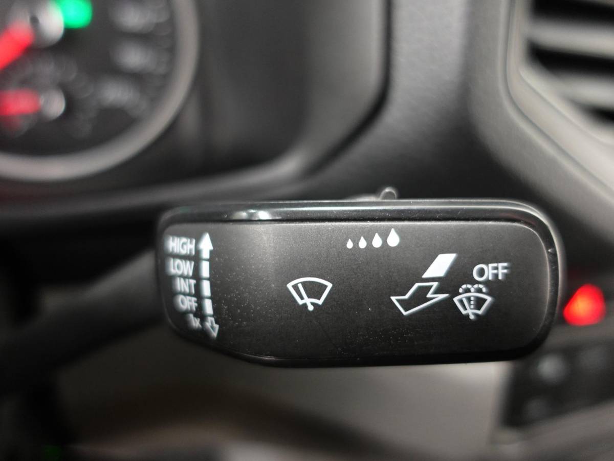 Volkswagen Crafter Volkswagen Crafter 177pk Automaat L3H3 / L2H2 Airco Cruise control Navigatie Camera Apple Carplay Sidebars