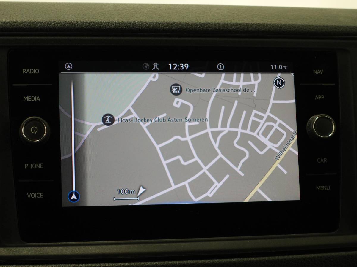 Volkswagen Crafter Volkswagen Crafter 177pk Automaat L3H3 / L2H2 Airco Cruise control Navigatie Camera Apple Carplay Sidebars