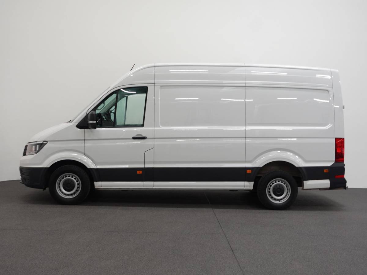 Volkswagen Crafter Volkswagen Crafter 177pk Automaat L3H3 / L2H2 Airco Cruise control Navigatie Camera Apple Carplay Sidebars