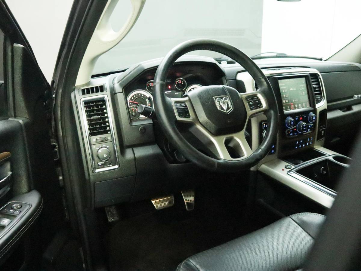 Dodge Ram 1500 Dodge Ram 1500 5.7 V8 4×4 Quad Cab Laramie | LPG 200 Liter | Deksel | Trekhaak