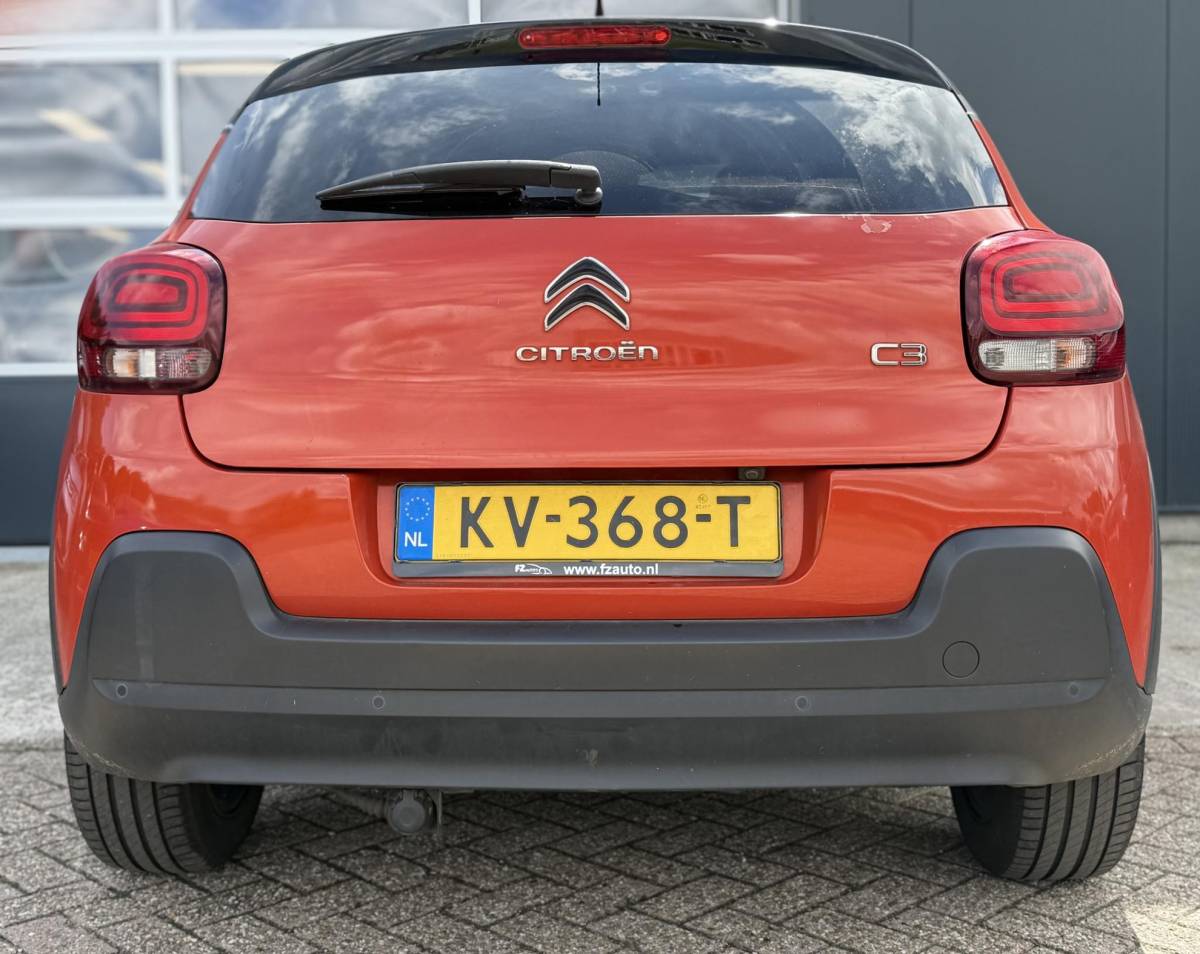 Citroën C3 Citroen C3 1.2 PureTech Shine – Navigatie – Achteruitrijcamera – Apple Carplay/Android Auto – Trekhaak