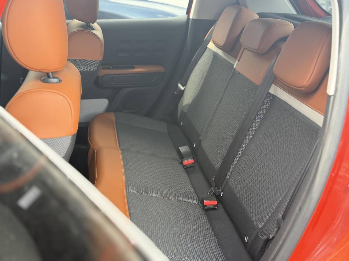 Citroën C3 Citroen C3 1.2 PureTech Shine – Navigatie – Achteruitrijcamera – Apple Carplay/Android Auto – Trekhaak