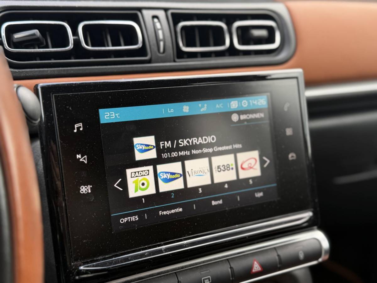 Citroën C3 Citroen C3 1.2 PureTech Shine – Navigatie – Achteruitrijcamera – Apple Carplay/Android Auto – Trekhaak