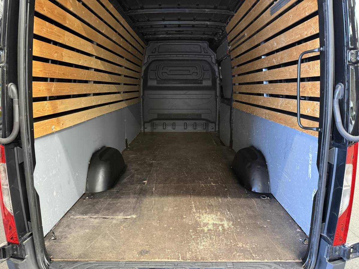 Mercedes-Benz Sprinter Mercedes-Benz Sprinter 311 1.9 CDI L3H2 RWD Navigatie Apple carplay/android Airco Camera Trekhaak 3-zits