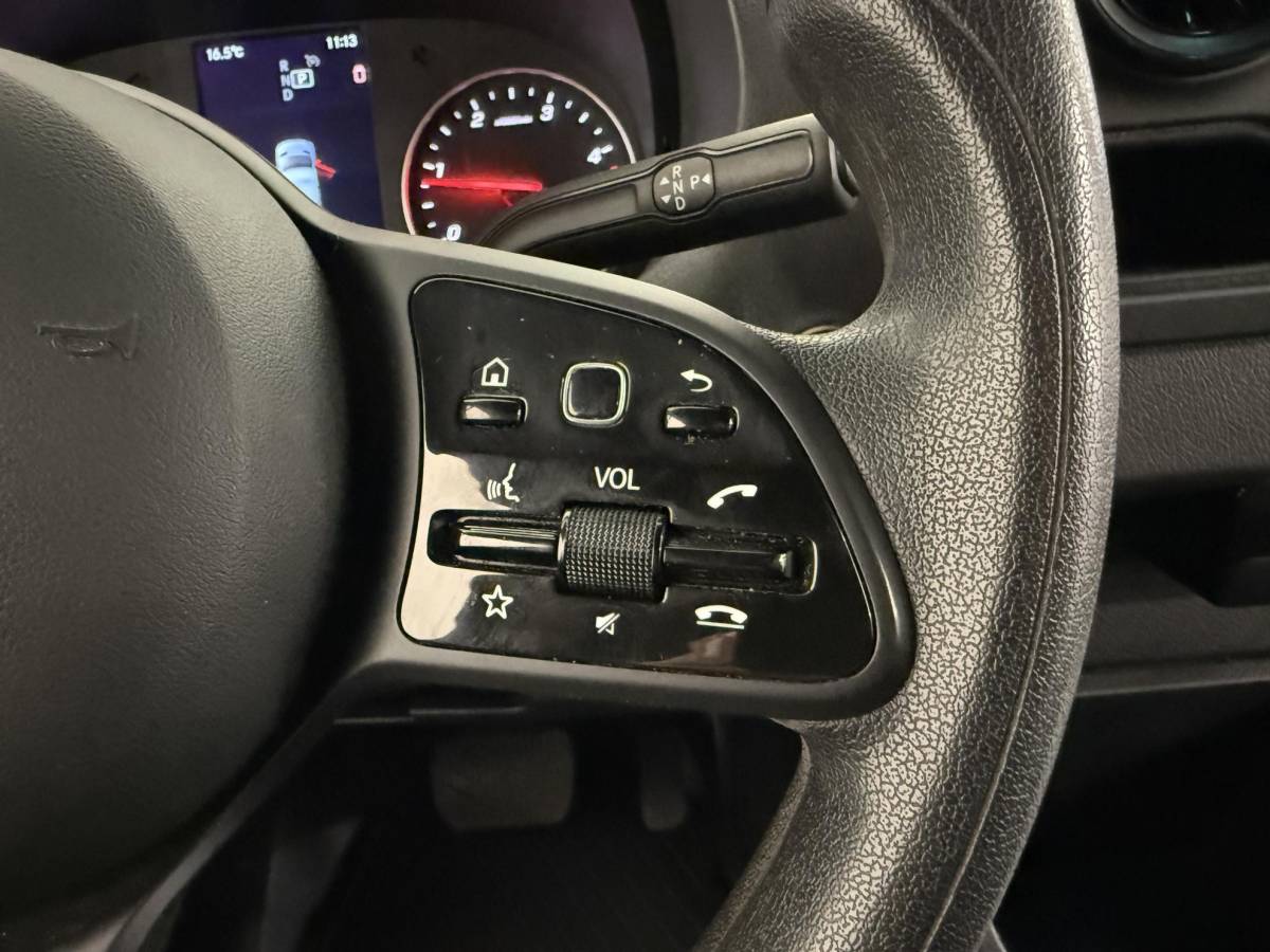 Mercedes-Benz Sprinter Mercedes-Benz Sprinter 311 1.9 CDI L3H2 RWD Navigatie Apple carplay/android Airco Camera Trekhaak 3-zits