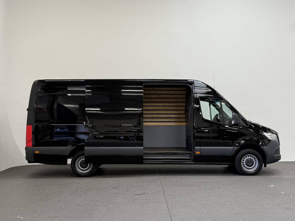 Mercedes-Benz Sprinter Mercedes-Benz Sprinter 311 1.9 CDI L3H2 RWD Navigatie Apple carplay/android Airco Camera Trekhaak 3-zits