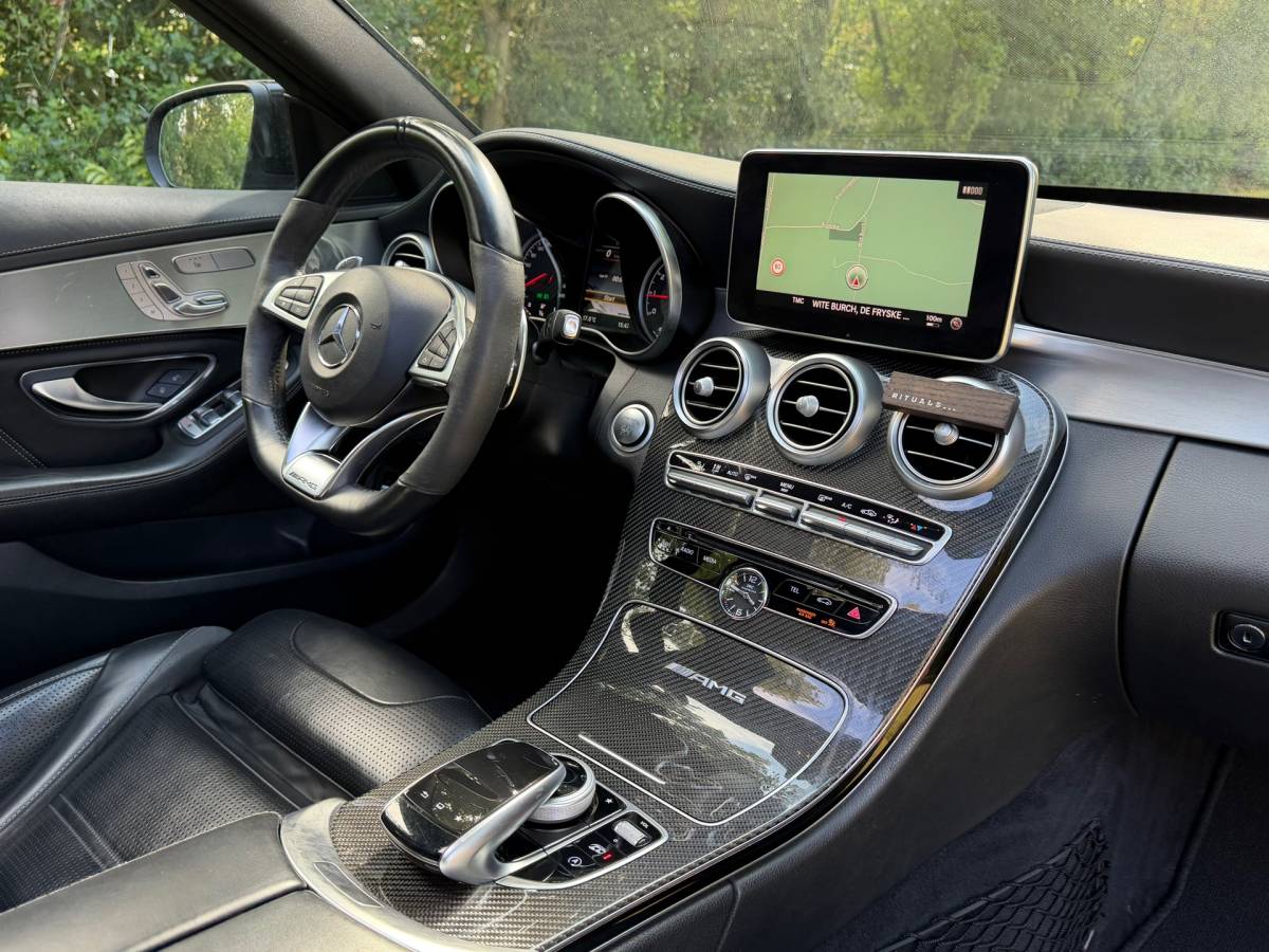Mercedes-Benz C-Klasse Mercedes-Benz C-klasse AMG 63 | Downpipe | Akrapovic | Burmeister | Memory |