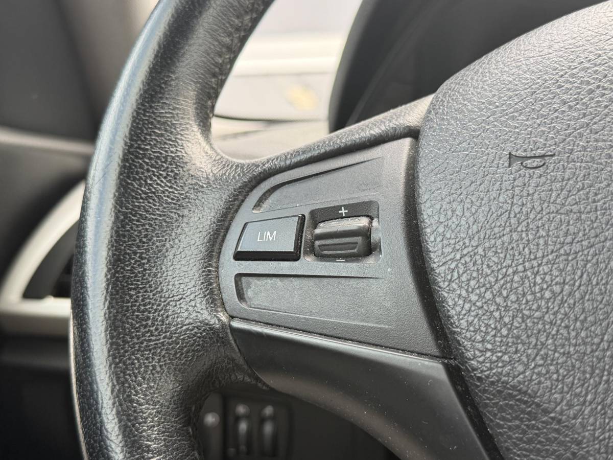 BMW 1 Serie BMW 1-serie 114i – Stoelverwarming – Lichtmetalen velgen – Airconditioning