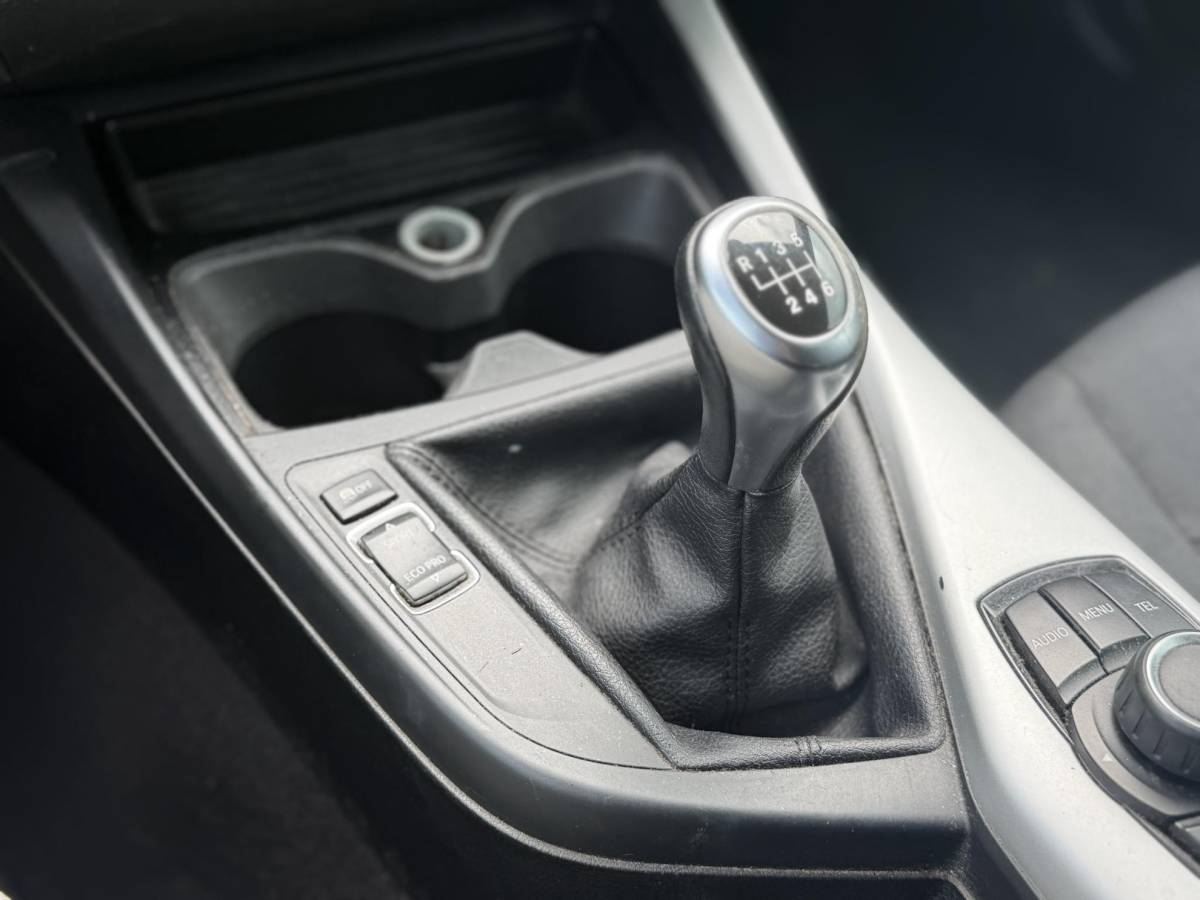 BMW 1 Serie BMW 1-serie 114i – Stoelverwarming – Lichtmetalen velgen – Airconditioning