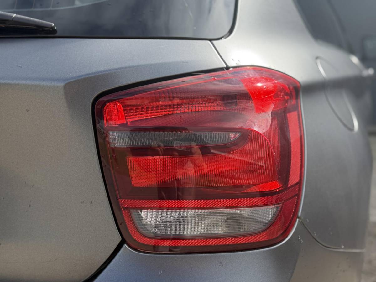 BMW 1 Serie BMW 1-serie 114i – Stoelverwarming – Lichtmetalen velgen – Airconditioning