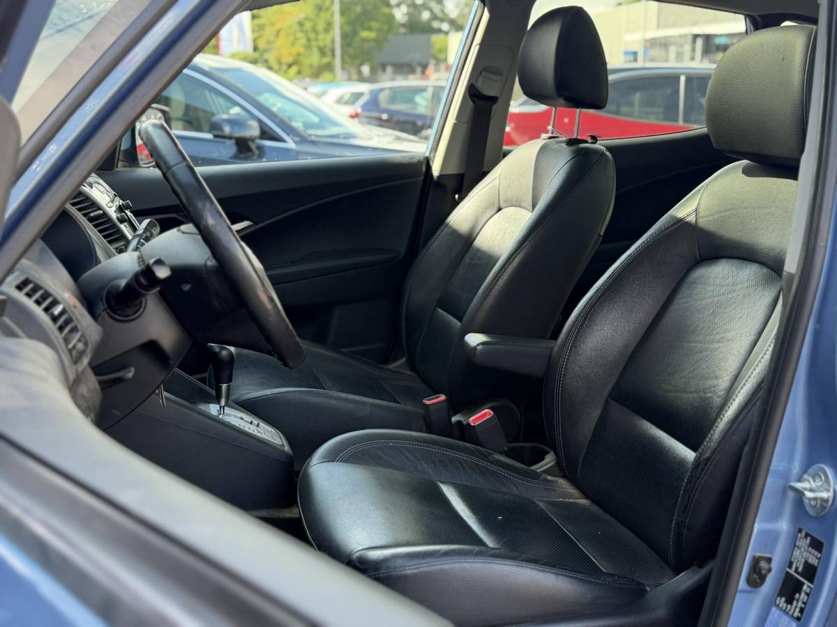 Hyundai ix20 Hyundai ix20 1.6i i-Catcher Automaat – Schuif-/Kanteldak – Climate Control – Lichtmetalen velgen – Trekhaak