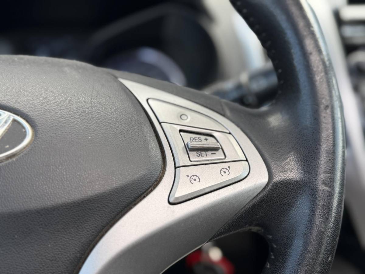 Hyundai ix20 Hyundai ix20 1.6i i-Catcher Automaat – Schuif-/Kanteldak – Climate Control – Lichtmetalen velgen – Trekhaak