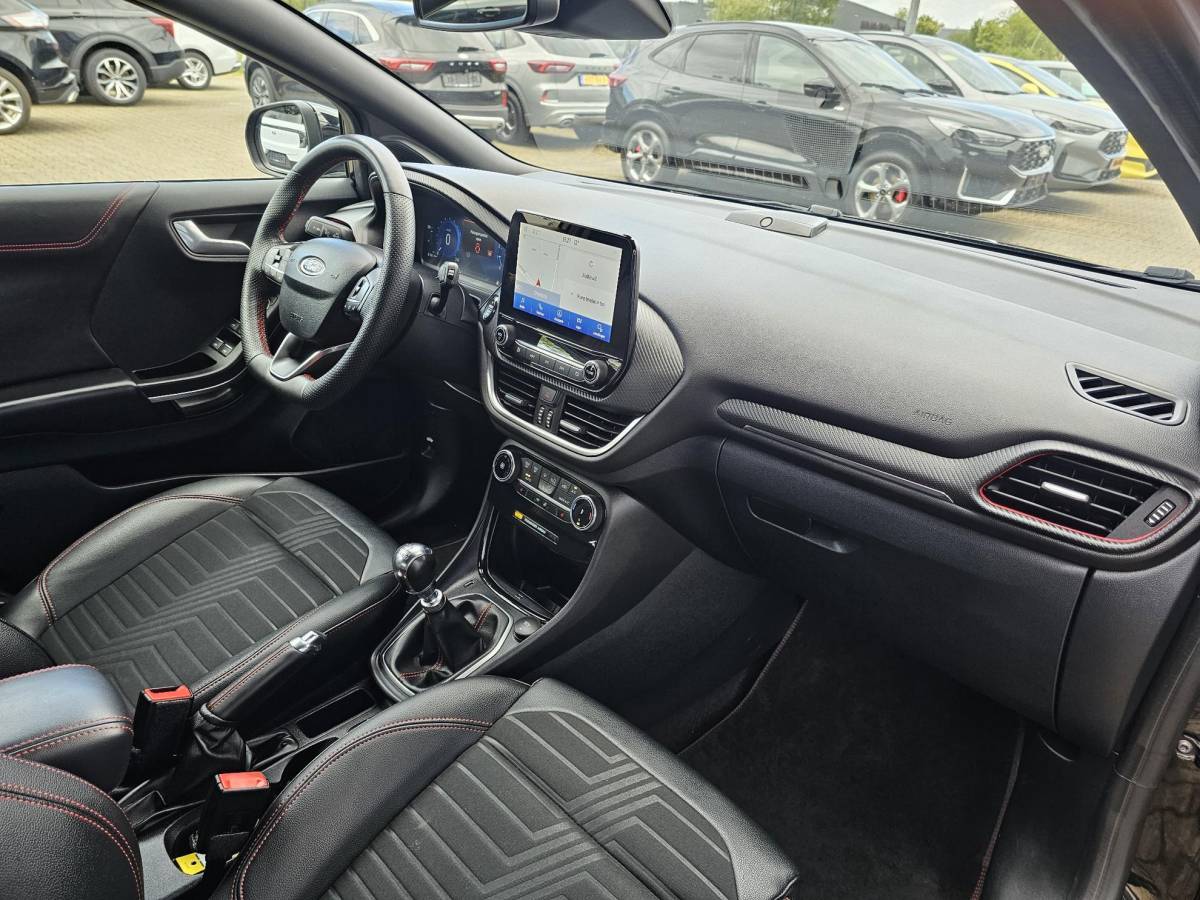 Ford Puma Ford Puma 1.0 EcoBoost Hybrid ST-Line X | 155 PK | 48.700 KM | Winterpack | Driver Pack |