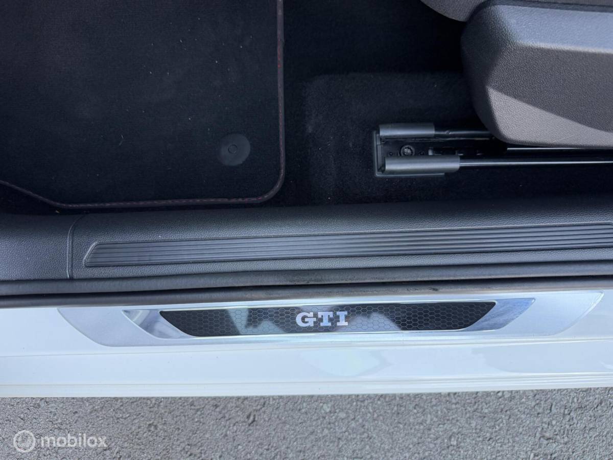 Volkswagen Polo Volkswagen Polo 2.0 TSI GTI DSG TOPSTAAT! CLIMA*CARPLAY*ADABCR*ACC*STOELVERW*ENZV..