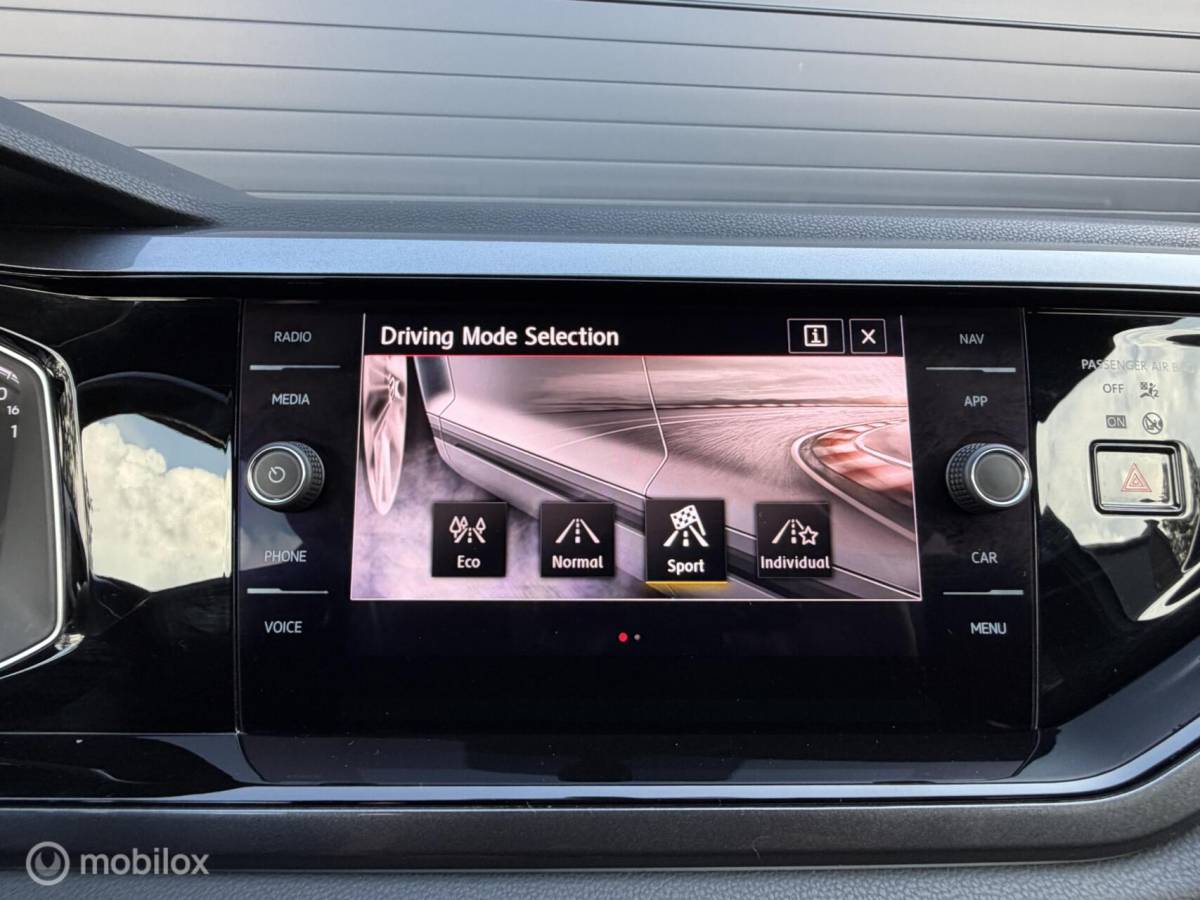 Volkswagen Polo Volkswagen Polo 2.0 TSI GTI DSG TOPSTAAT! CLIMA*CARPLAY*ADABCR*ACC*STOELVERW*ENZV..