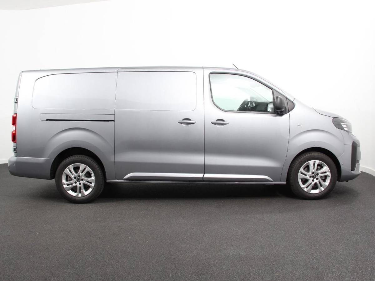 Opel Vivaro Opel Vivaro 2.0 BlueHDi 180 S&S L3 Automaat Apple Carplay /  Android Auto Parkeersensoren Trekhaak Camera Navigatie Cruise Control LED