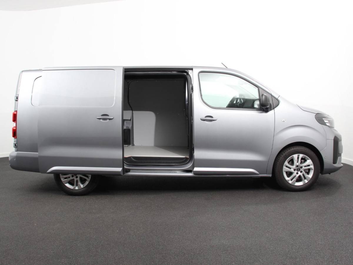 Opel Vivaro Opel Vivaro 2.0 BlueHDi 180 S&S L3 Automaat Apple Carplay /  Android Auto Parkeersensoren Trekhaak Camera Navigatie Cruise Control LED