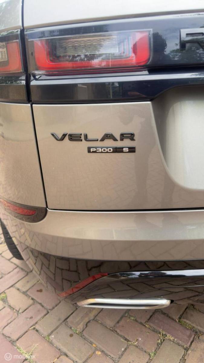 Land Rover Range Rover Velar Land Rover Range Rover Velar 2.0 P300 Turbo AWD R-Dynamic HS