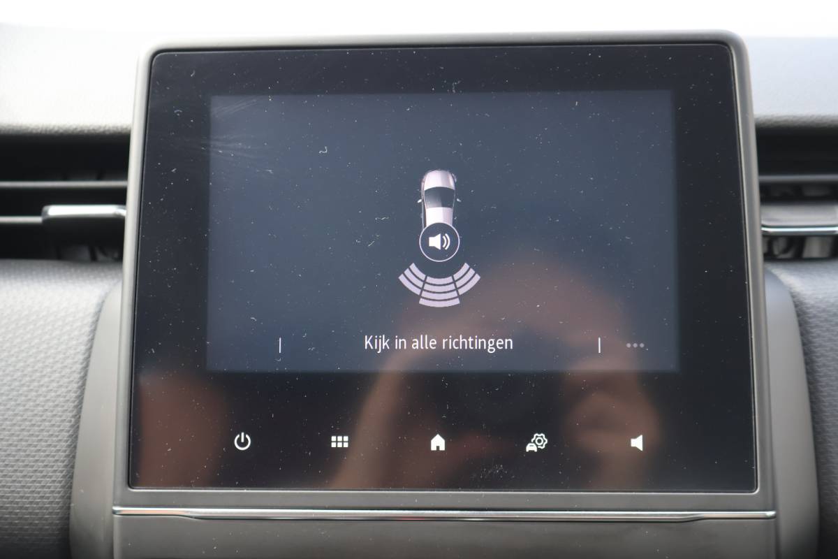 Renault Clio Renault Clio 1.0 TCe Zen / NL-Auto / Navi / Led verl. / Pdc