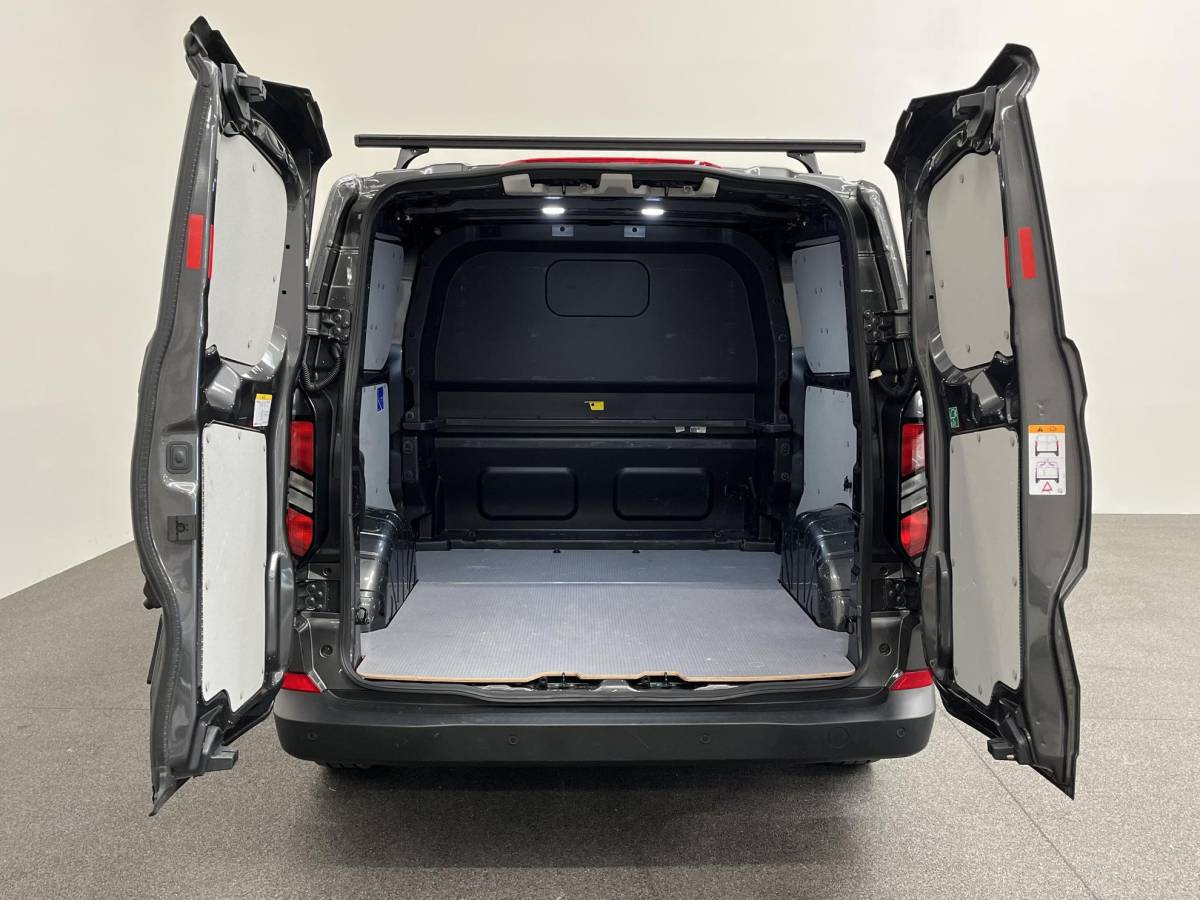 Ford Transit Custom Ford Transit Custom 300 2.0 TDCI L2H1 Trend NM Dubbele Cabine Ford Transit Custom 300 2.0 TDCI L2H1 Trend NM Airco Navi Cruise PDC Camera