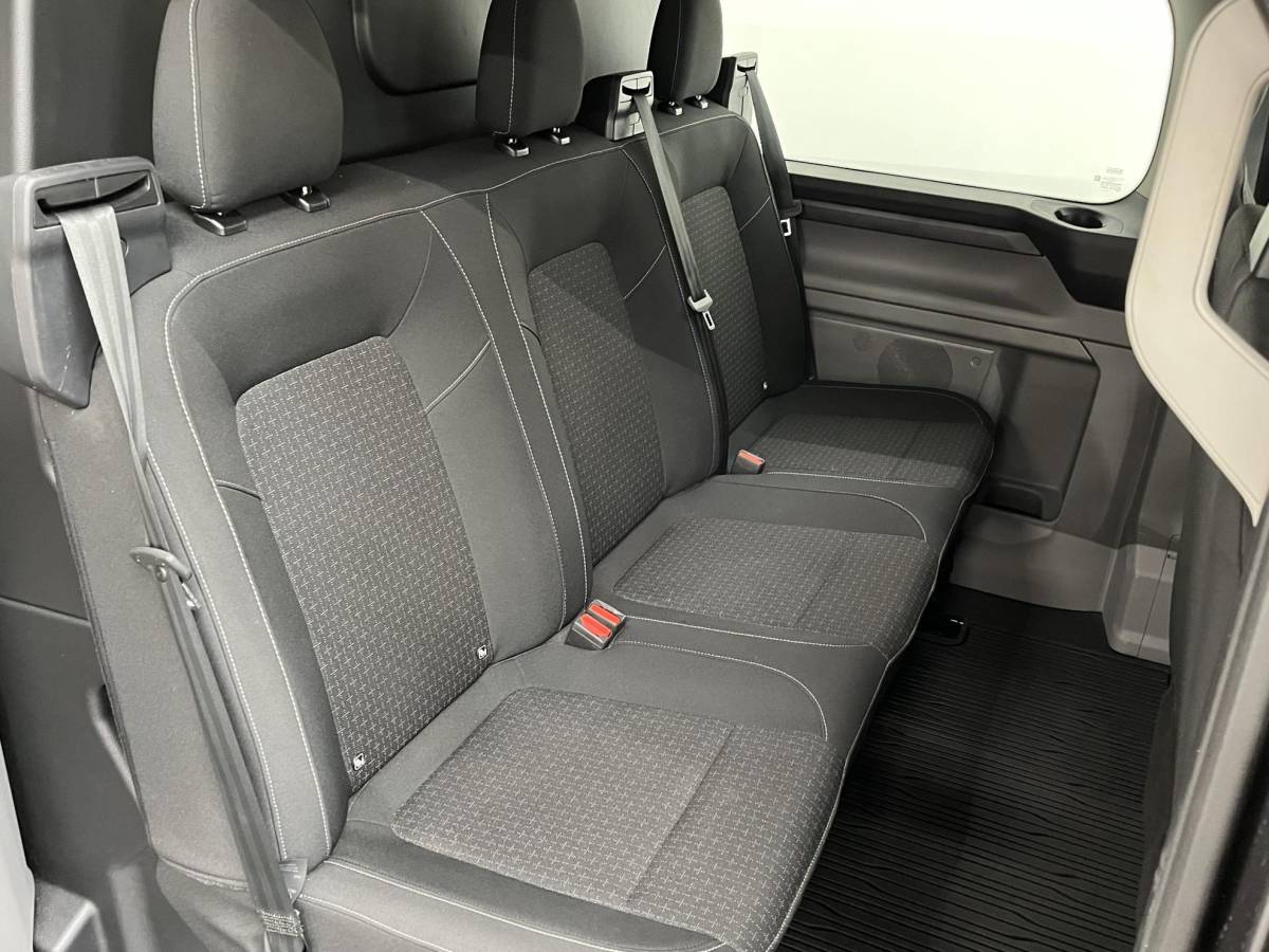 Ford Transit Custom Ford Transit Custom 300 2.0 TDCI L2H1 Trend NM Dubbele Cabine Ford Transit Custom 300 2.0 TDCI L2H1 Trend NM Airco Navi Cruise PDC Camera