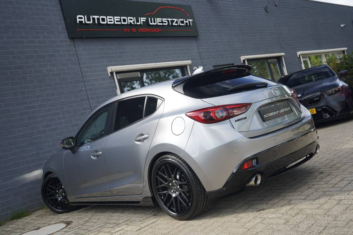 Mazda 3 Mazda 3 2.0 GT-M 165pk, H&R, 19 inch, ATH Bodykit + uitlaat!